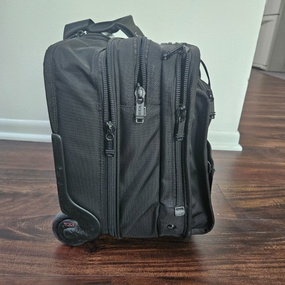 TUMI 26103DH Alpha Rolling Laptop Bag under seat carry-on luggage topper - Picture 5 of 11